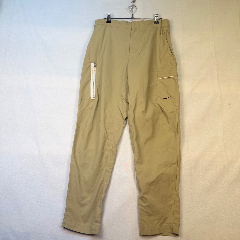 Nike Mens Cargo Pants Tan Khaki Nylon Utility Trousers Size Medium 30 RN56323